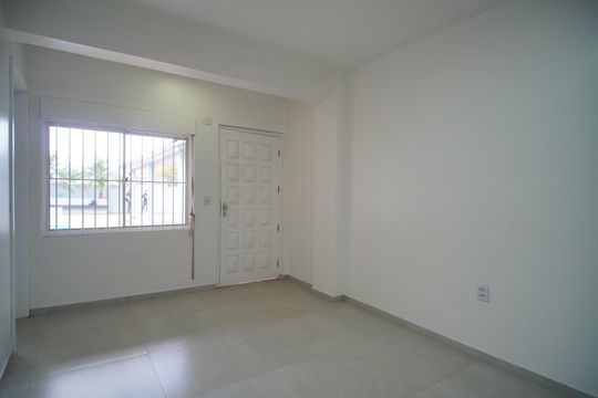 Casa para alugar com 2 quartos, 85m² em Santos Dumont, São Leopoldo