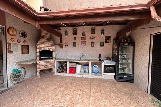 Área comum de casa à venda com 3 quartos, 222m² em Vila Augusta, Guarulhos