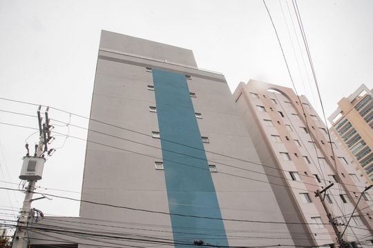 Fachada de kitnet/studio à venda com 1 quarto, 53m² em Chácara Inglesa, São Paulo