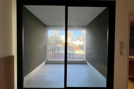 Varanda de kitnet/studio à venda com 1 quarto, 30m² em Pinheiros, São Paulo