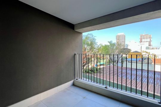 Varanda de kitnet/studio à venda com 1 quarto, 30m² em Pinheiros, São Paulo
