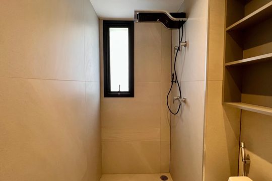 Banheiro de kitnet/studio à venda com 1 quarto, 30m² em Pinheiros, São Paulo