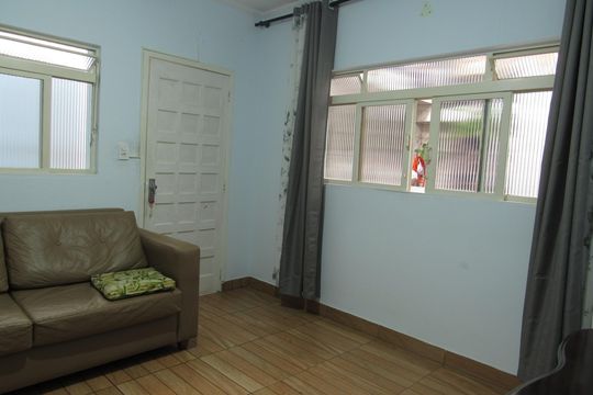 Sala de casa à venda com 1 quarto, 250m² em Jardim D’abril, Osasco