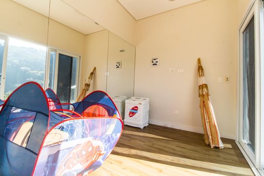 Área comum de casa de condomínio à venda com 4 quartos, 385m² em Colinas da Anhanguera, Santana de Parnaíba