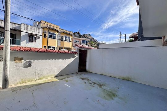 Área externa de casa de condomínio para alugar com 2 quartos, 100m² em Recreio dos Bandeirantes, Rio de Janeiro