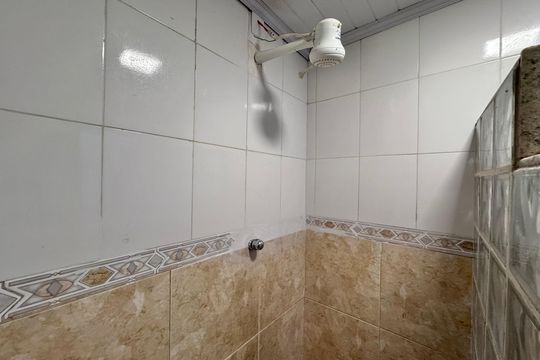 Banheiro Social de casa de condomínio para alugar com 2 quartos, 100m² em Recreio dos Bandeirantes, Rio de Janeiro