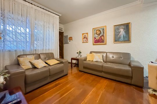 Sala de casa à venda com 3 quartos, 194m² em Vila Deodoro, São Paulo