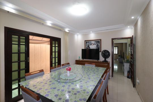 Sala de Jantar de casa à venda com 3 quartos, 208m² em Jardim Ana Maria, Santo André