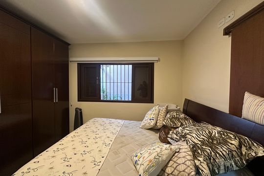 Quarto 1 de casa para alugar com 3 quartos, 250m² em Jardim Belval, Barueri