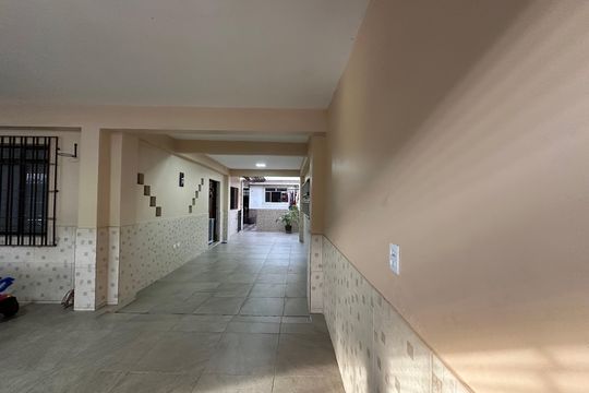 Garagem de casa para alugar com 3 quartos, 250m² em Jardim Belval, Barueri