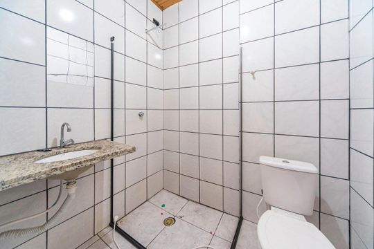 Banheiro do Quarto 2 de casa para alugar com 3 quartos, 200m² em Jardim Santo Alberto, Santo André