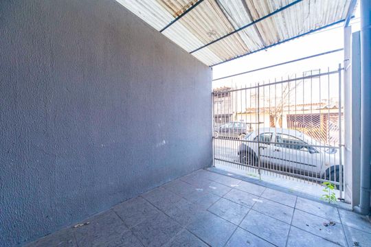 Garagem de casa para alugar com 3 quartos, 200m² em Jardim Santo Alberto, Santo André