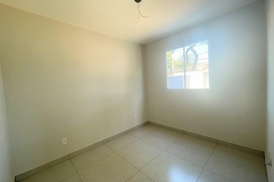 Quarto de apartamento à venda com 2 quartos, 132m² em Santa Monica, Belo Horizonte