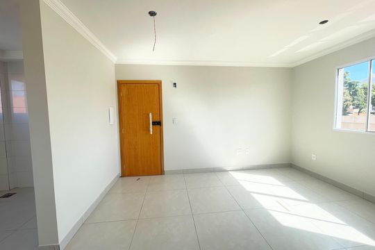 Sala de apartamento à venda com 2 quartos, 49m² em Santa Monica, Belo Horizonte