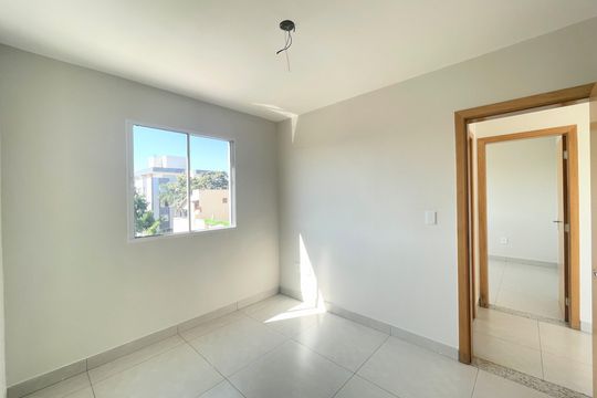 Quarto de apartamento à venda com 2 quartos, 49m² em Santa Monica, Belo Horizonte