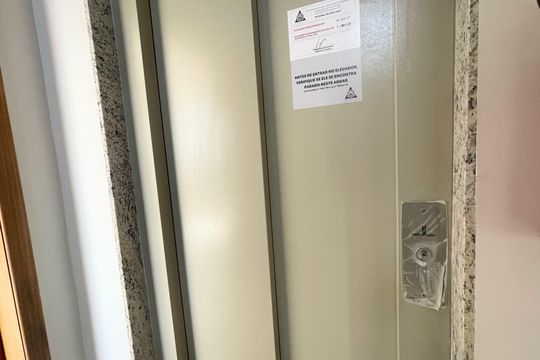 Elevador de apartamento à venda com 2 quartos, 49m² em Santa Monica, Belo Horizonte
