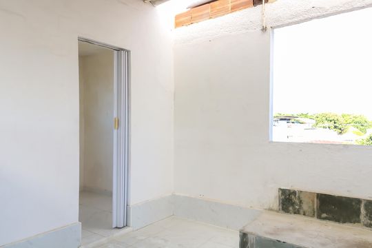 Quarto de Serviço de casa à venda com 5 quartos, 100m² em Inhaúma, Rio de Janeiro