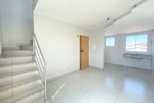Sala de apartamento à venda com 2 quartos, 98m² em Santa Monica, Belo Horizonte