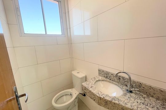 Banheiro 2 de apartamento à venda com 2 quartos, 98m² em Santa Monica, Belo Horizonte