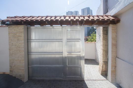 Fachada de casa para alugar com 3 quartos, 300m² em Jardim Novo Santo Amaro, São Paulo