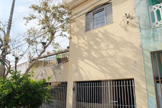 Fachada de casa à venda com 3 quartos, 300m² em Vila Carrão, São Paulo