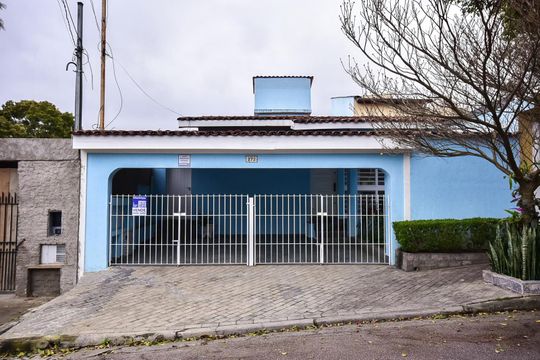 Fachada de casa à venda com 2 quartos, 260m² em Jardim Londrina, São Paulo