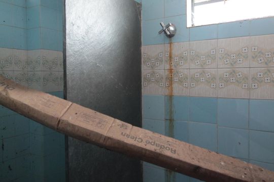 Área de Serviço  de casa à venda com 3 quartos, 385m² em Venda Nova, Belo Horizonte