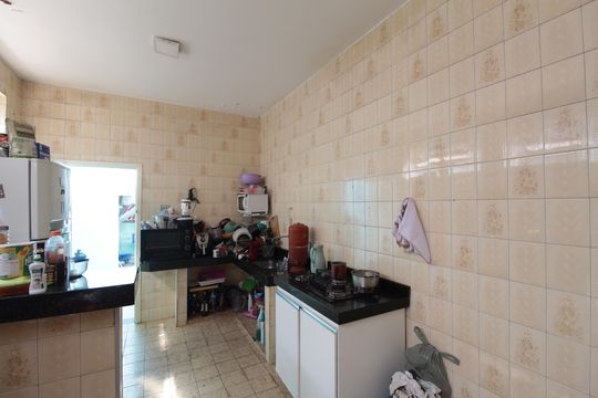Cozinha de casa à venda com 3 quartos, 385m² em Venda Nova, Belo Horizonte