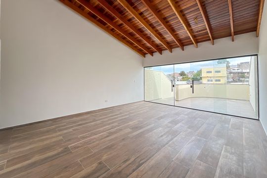 Casa à venda com 3 quartos, 150m² em Chacara Nossa Senhora Aparecida, São Paulo