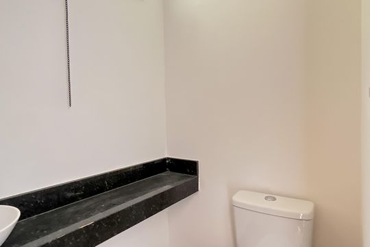 Lavabo de casa à venda com 3 quartos, 150m² em Chacara Nossa Senhora Aparecida, São Paulo