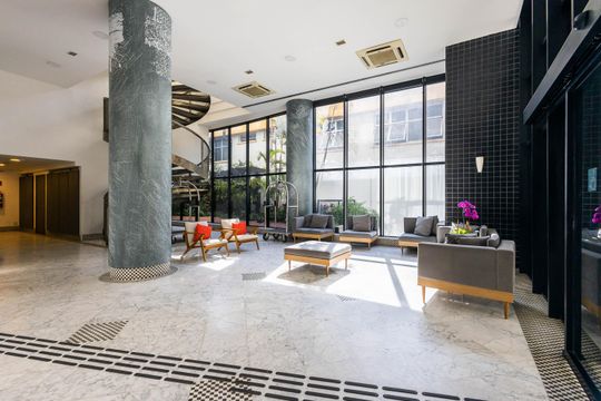 Hall social de kitnet/studio para alugar com 1 quarto, 32m² em Jardins, São Paulo