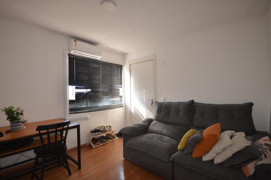 Sala de apartamento para alugar com 2 quartos, 44m² em Campo Grande, Rio de Janeiro