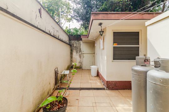 Área de Serviço de casa para alugar com 3 quartos, 297m² em Alto de Pinheiros, São Paulo