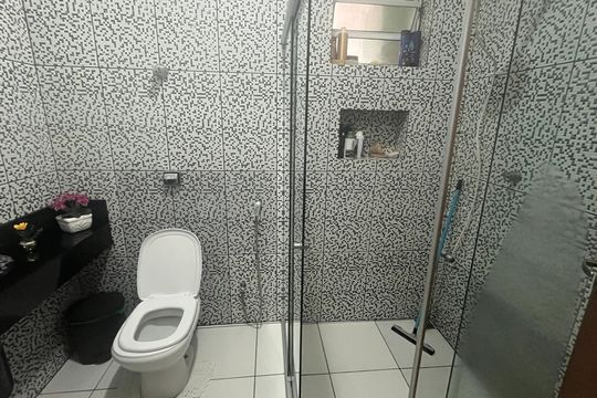 Banheiro de casa à venda com 3 quartos, 200m² em Vila Industrial (campinas), Campinas