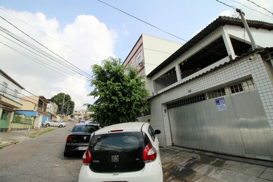Fachada da casa de casa à venda com 2 quartos, 300m² em Vila da Penha, Rio de Janeiro