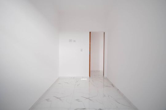 Quarto 1 de apartamento à venda com 2 quartos, 34m² em Jardim Santa Teresinha, São Paulo