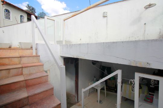 Área de Serviço de casa à venda com 3 quartos, 720m² em Mangabeiras, Belo Horizonte