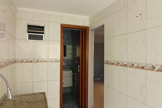 Cozinha de apartamento para alugar com 1 quarto, 40m² em Vila Santa Luzia, São Bernardo do Campo