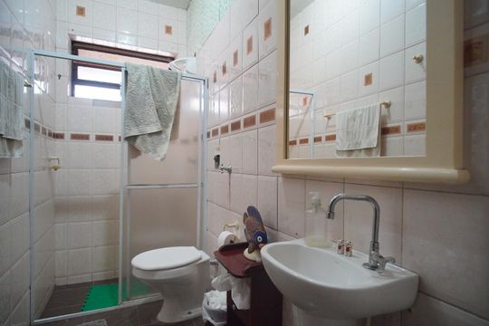 Banheiro de casa à venda com 3 quartos, 244m² em Rondônia, Novo Hamburgo