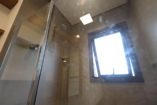 Banheiro da Suíte de apartamento para alugar com 2 quartos, 77m² em Vila Mariana, São Paulo