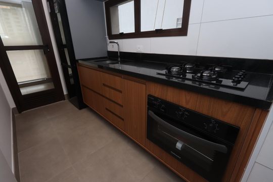 Cozinha de apartamento para alugar com 2 quartos, 77m² em Vila Mariana, São Paulo