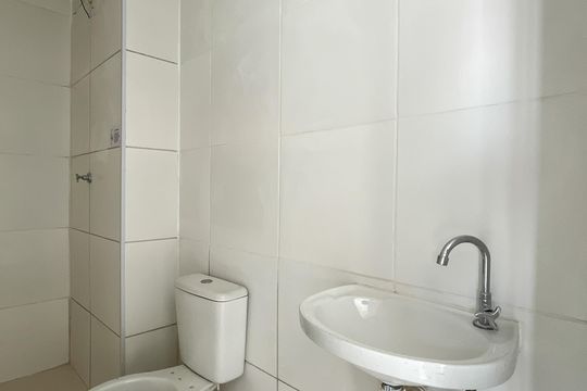 Banheiro de apartamento à venda com 2 quartos, 39m² em Vila Pirituba, São Paulo