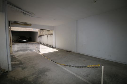 Garagem de apartamento para alugar com 2 quartos, 60m² em Brás de Pina, Rio de Janeiro