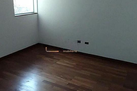 Casa à venda com 3 quartos, 310m² em Vila Sonia, São Paulo