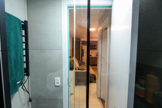 Banheiro de apartamento à venda com 2 quartos, 41m² em São Francisco Xavier, Rio de Janeiro