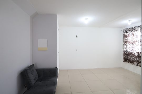 Sala de apartamento para alugar com 2 quartos, 43m² em Mato Grande, Canoas