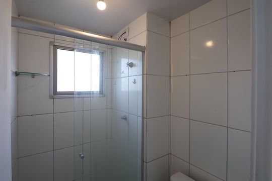 Banheiro Social de apartamento para alugar com 2 quartos, 43m² em Mato Grande, Canoas