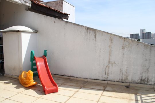 Externa de casa de condomínio à venda com 2 quartos, 119m² em Vila Invernada, São Paulo