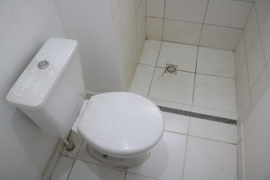 Banheiro de apartamento à venda com 2 quartos, 33m² em Água Branca, São Paulo