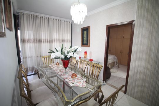 Copa de casa para alugar com 4 quartos, 243m² em Riacho das Pedras, Contagem